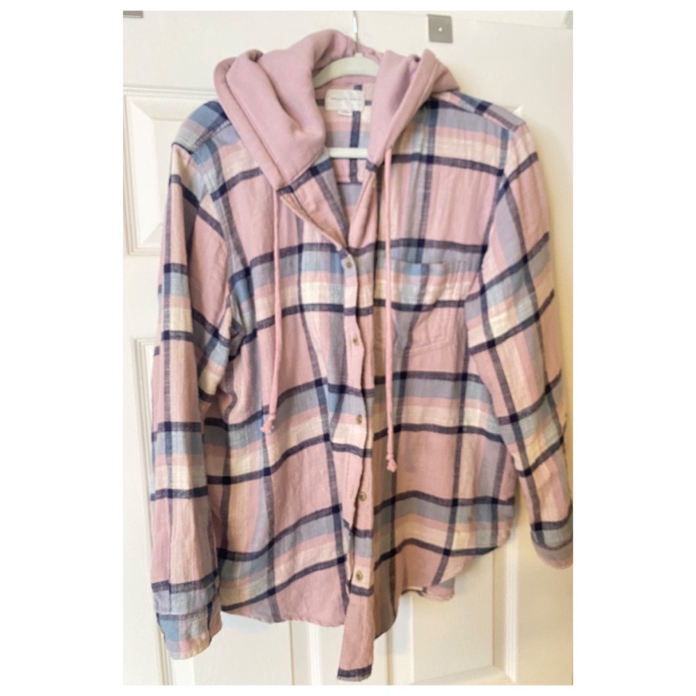 American Eagle oversized hooded flannel, size Large. Good condition!